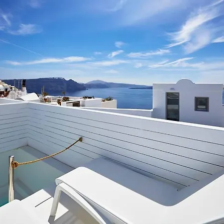 Numinous 1 * Oia (Santorini)